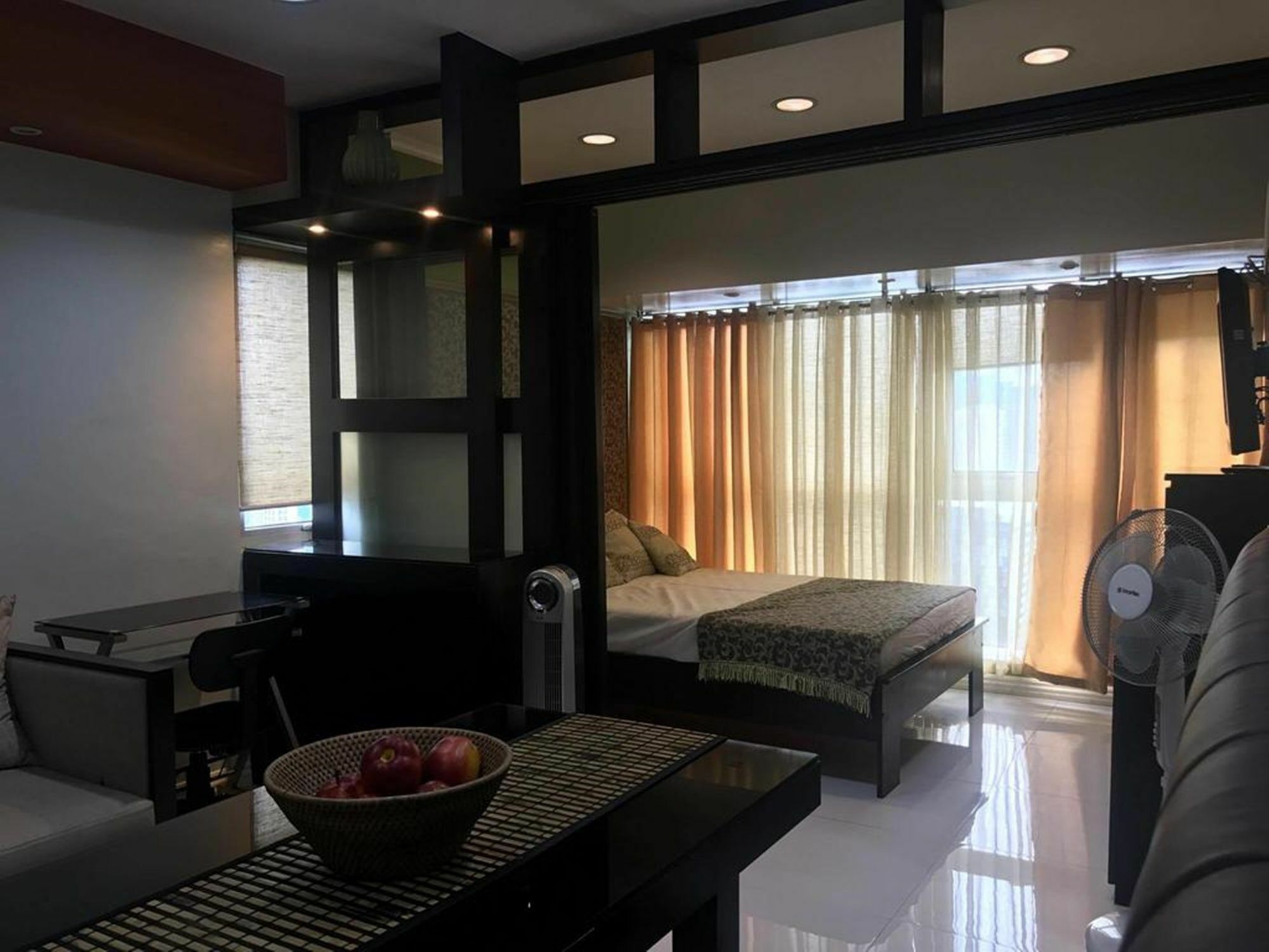 Go-Stay @ South Of Market Taguig Exterior foto