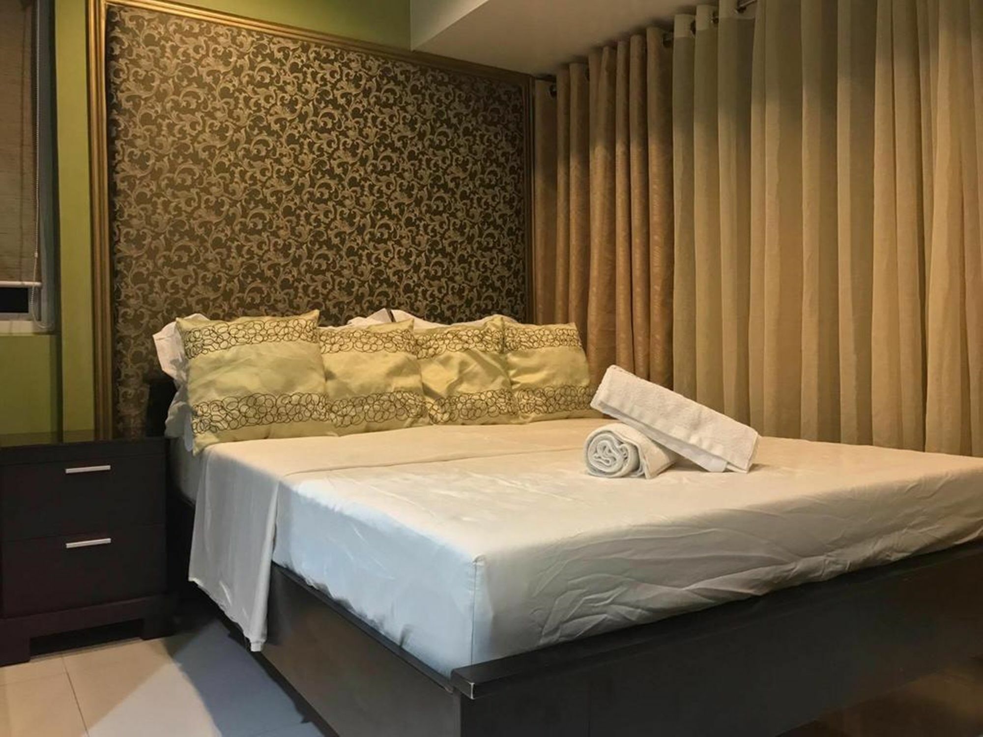 Go-Stay @ South Of Market Taguig Exterior foto